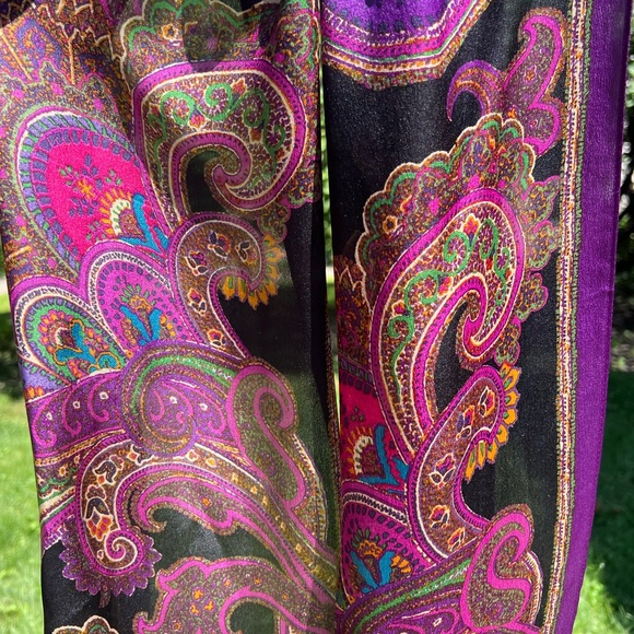 🍆Lightweight Paisley Oblong Scarf by Lauren Ralph Lauren | Sonia - Picture 14 of 17